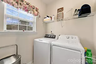 2807 Edgebrook Cir, Matthews, NC 28105 - Photo 12