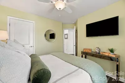 1717 Fleetwood Drive, Charlotte, NC 28208 - Photo 16