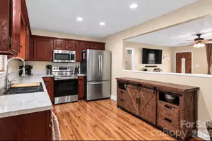 3209 Timothy Ln, Lincolnton, NC 28092 - Photo 10
