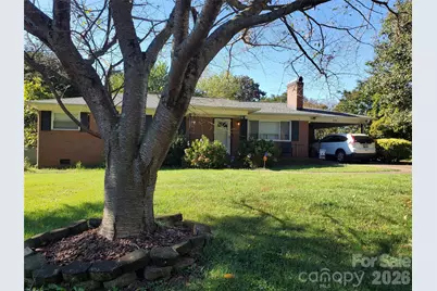 596 Georgia Avenue, Statesville, NC 28677 - Photo 1