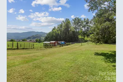 110 Medford Avenue, Waynesville, NC 28786 - Photo 26
