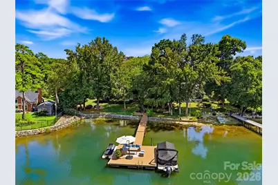 8172 Malibu Pointe Lane, Denver, NC 28037 - Photo 10