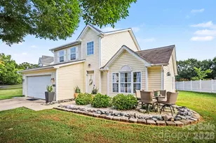 15725 Southern Garden Ln, Charlotte, NC 28278 - Photo 1