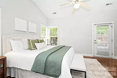 9150 Bonnie Briar Circle, Charlotte, NC 28277 - Photo 24