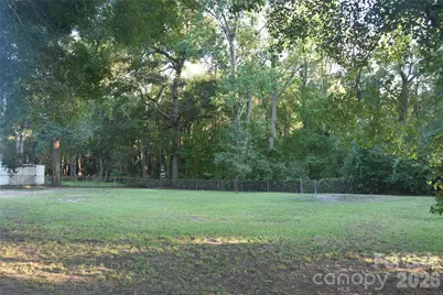 139 Robinhood Road, Hartsville, SC 29550 - Photo 24