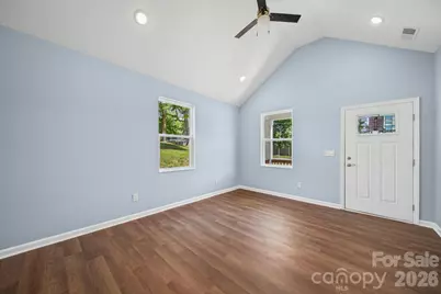 301 N Long Street, East Spencer, NC 28039 - Photo 4