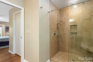 114 Sunny View Ln, Flat Rock, NC 28731 - Photo 32