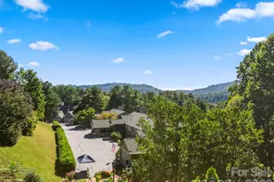 114 Sunny View Ln, Flat Rock, NC 28731 - Photo 16