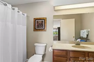114 Sunny View Ln, Flat Rock, NC 28731 - Photo 28