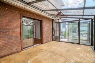 6516 Brynwood Dr, Charlotte, NC 28226 - Photo 16