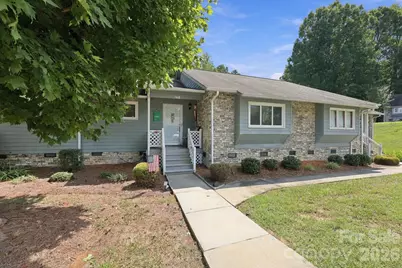 102 Wellington Hills Circle, Salisbury, NC 28147 - Photo 2