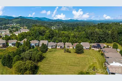 27 Dreambird Drive, Leicester, NC 28748 - Photo 32