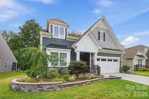 317 Picasso Trl, Mount Holly, NC 28120 - Photo 2
