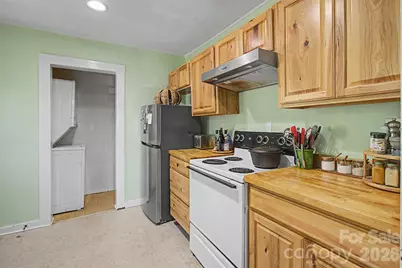 60 Riddle Road, Swannanoa, NC 28778 - Photo 20