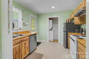 60 Riddle Rd, Swannanoa, NC 28778 - Photo 18