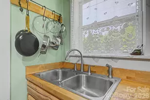 60 Riddle Rd, Swannanoa, NC 28778 - Photo 22