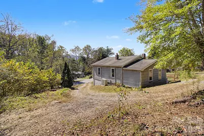 60 Riddle Road, Swannanoa, NC 28778 - Photo 6