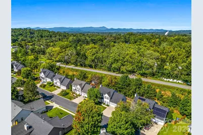 57 N Sunberry Trail, Fletcher, NC 28732 - Photo 4