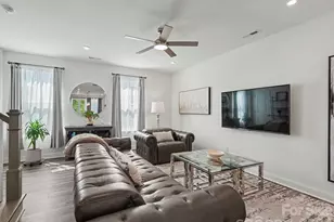 2110 Magnolia Blossom Wy, Charlotte, NC 28211 - Photo 14