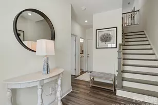 2110 Magnolia Blossom Wy, Charlotte, NC 28211 - Photo 6