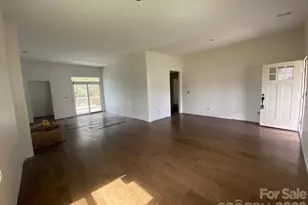 407 Ida St, Gastonia, NC 28054 - Photo 2