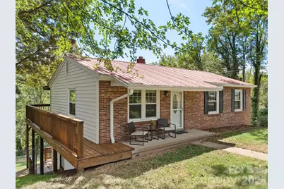 483 Thompson Street, Canton, NC 28716 - Photo 1