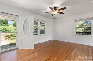 483 Thompson St, Canton, NC 28716 - Photo 4