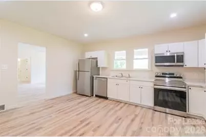 506 E Marion Street #2, Shelby, NC 28150 - Photo 8
