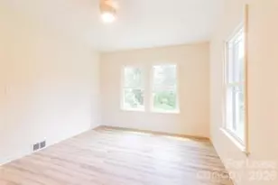506 E Marion St, Shelby, NC 28150 - Photo 14