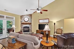 427 Locust Dr, Maggie Valley, NC 28751 - Photo 12