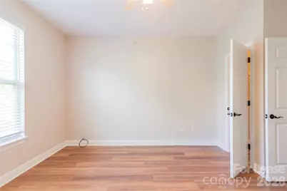 6716 Mallard Park Drive, Charlotte, NC 28262 - Photo 22