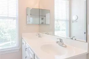 6716 Mallard Park Dr, Charlotte, NC 28262 - Photo 16