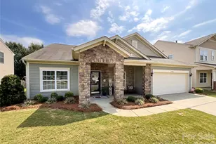 1401 Yellow Daisy Dr, Matthews, NC 28104 - Photo 1