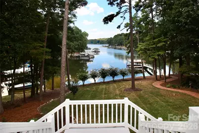 140 Holt Lane, Mooresville, NC 28117 - Photo 4