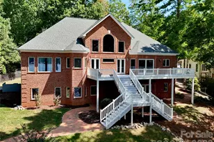 140 Holt Ln, Mooresville, NC 28117 - Photo 2