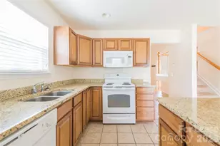 11014 Derryrush Dr, Charlotte, NC 28213 - Photo 14
