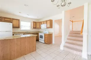 11014 Derryrush Dr, Charlotte, NC 28213 - Photo 16