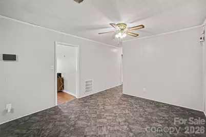 829 Vancouver Lane, Gastonia, NC 28052 - Photo 10