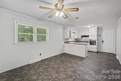 829 Vancouver Lane, Gastonia, NC 28052 - Photo 12