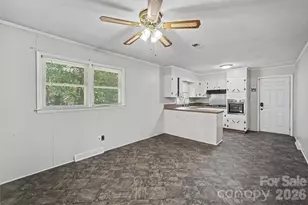 829 Vancouver Ln, Gastonia, NC 28052 - Photo 12