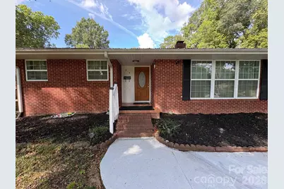 818 Hillcrest Avenue, Gastonia, NC 28052 - Photo 2