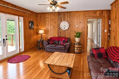 609 1st Avenue N, Conover, NC 28613 - Photo 12
