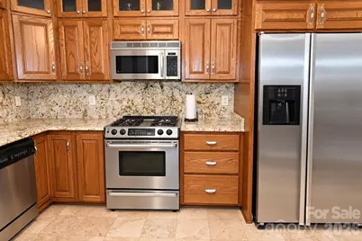 609 1st Avenue N, Conover, NC 28613 - Photo 10