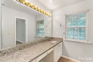 6238 King George Dr, Charlotte, NC 28213 - Photo 34