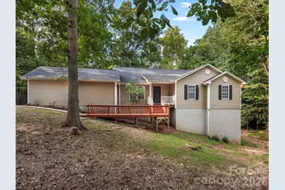6238 King George Drive, Charlotte, NC 28213 - Photo 2