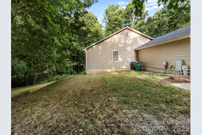 6238 King George Drive, Charlotte, NC 28213 - Photo 8