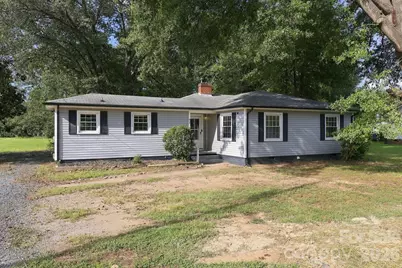 909 Rhode Island Avenue, Kannapolis, NC 28083 - Photo 1