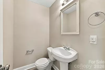 909 Rhode Island Avenue, Kannapolis, NC 28083 - Photo 16
