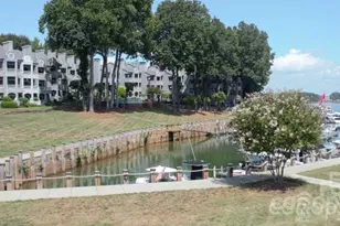 218 Northwest Dr, Davidson, NC 28036 - Photo 16
