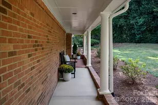 1804 Meadowood Ln, Charlotte, NC 28211 - Photo 4